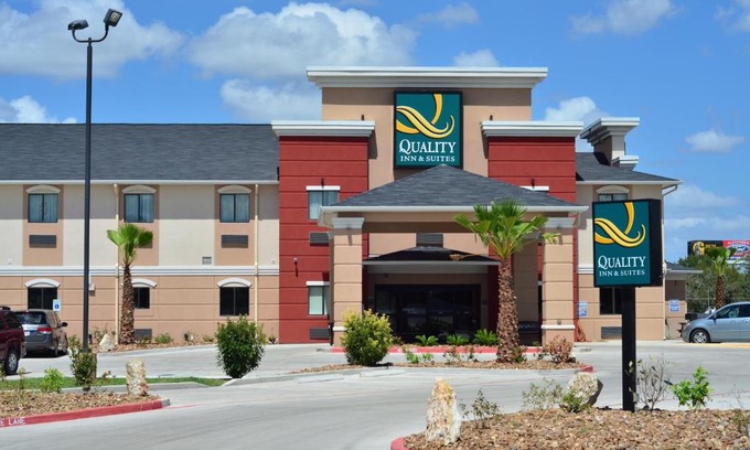 Kenedy Hotel | Guest Rated Quality Inn & Suites Kenedy - Family Friendly Access