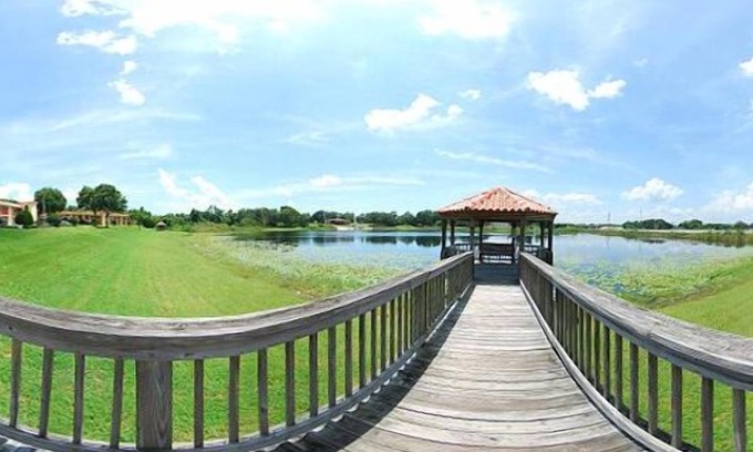Mount Dora Hotel | Relax at Quality Inn & Suites Mt Dora North with Pool Access