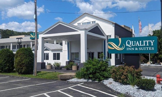 Northampton Hotel | Family-Friendly Quality Inn & Suites in Northampton