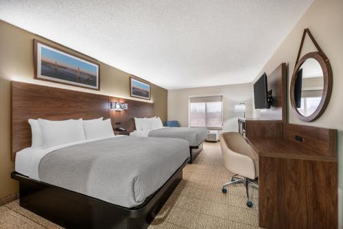 Richland Hotel | Quality Inn & Suites Rockport: Pet-Friendly Getaway Awaits