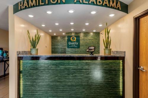 Hamilton Hotel | Comfortable Quality Inn with Family-Friendly Amenities