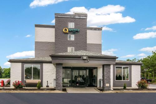 Gates-North Gates Hotel | Budget-Friendly Stay at Quality Inn with Great Amenities