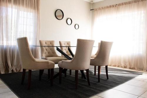 Grahamstown Bed & Breakfast | Quality Unity: Family-Friendly Retreat with Perfect Rating