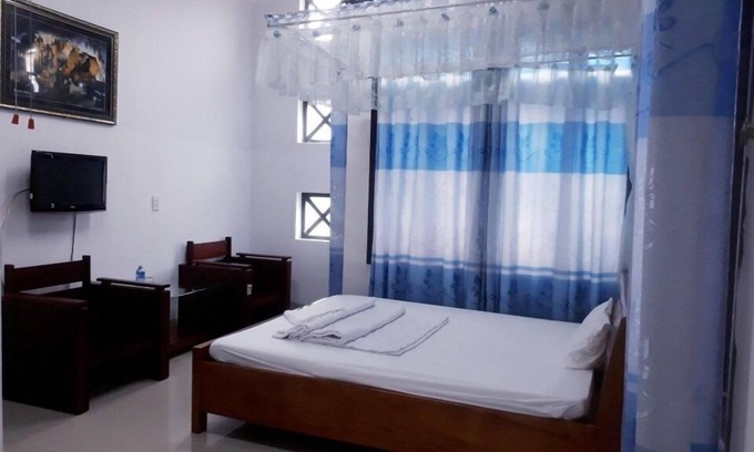 Tam Ky Hotel | Relax at Quang Nam University Guesthouse with Pool & Dining