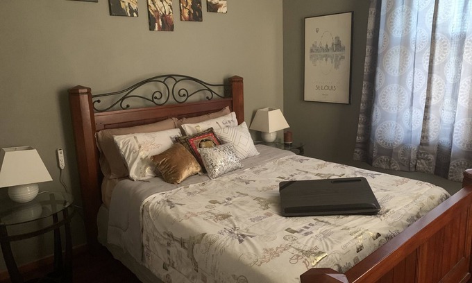 Near Southside Apartment | Charming Quant Apartment in Historic St. Louis Soulard