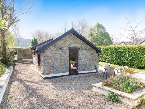 Fiddington House | Discover Quantock Hideaway: 4-Star Retreat with Hot Tub