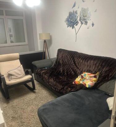 Alges Apartment | Comfortable Individual Room for Families in a Prime Location