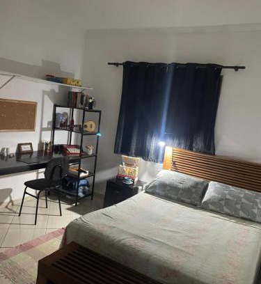 Alfenas House | Cozy Shared Apartment with Private Bath and Kitchen Access