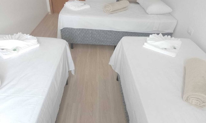 Paraisopolis Hotel | Triple Room at Pousada Verissimus - Family and Pet Friendly