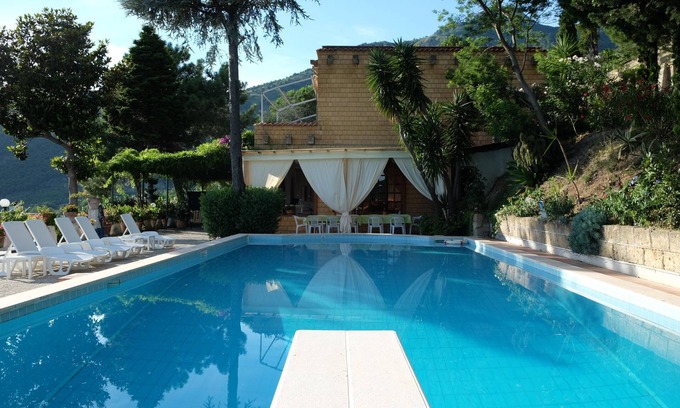 Sarno Villa | Experience QuattroSorelle Villa Near Pompeii with Ocean Views