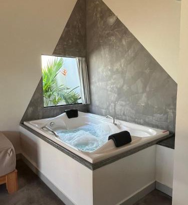 Sao Miguel de Touros House | Unforgettable QUATTUOR Cabanas: Ocean Views & Hot Tub