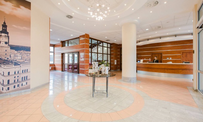 Glogow Hotel | Discover Comfort at Qubus Hotel Głogów with Spa Amenities