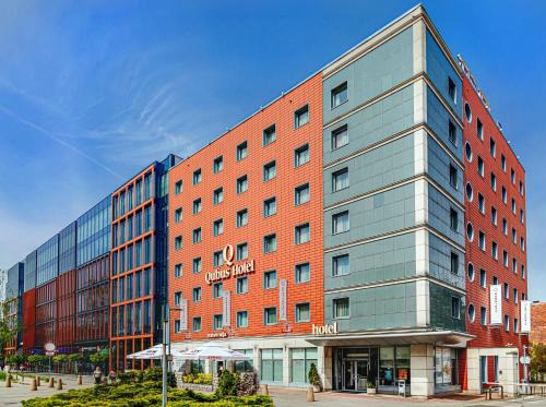 Gliwice Hotel | Discover Qubus Hotel Gliwice: Pet-Friendly & Family Friendly