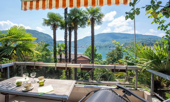 Ponte Tresa Apartment | Scenic Queen Lake View Hotel in Beautiful Ponte Tresa
