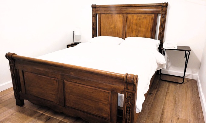 Tallahassee House | Cozy Queen Room in Duplex Near FSU with Spa & Breakfast