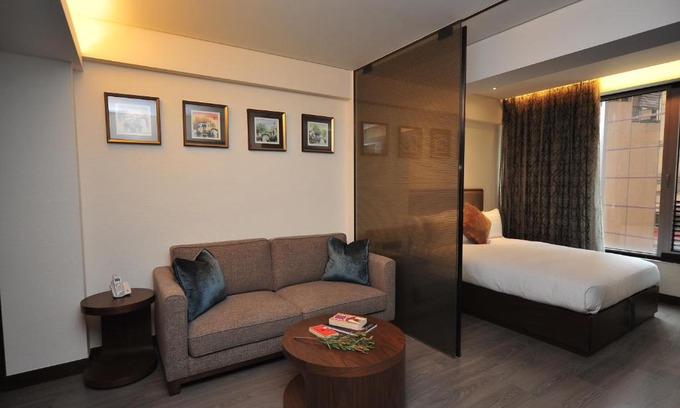 Wan Chai Apartment | Accessible Family Retreat at Queen's 100 - Guest Rated 7/10