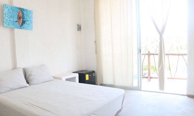 Ixtapa - Zihuatanejo Hotel | Comfortable Queen Size Room with Private Pool Access
