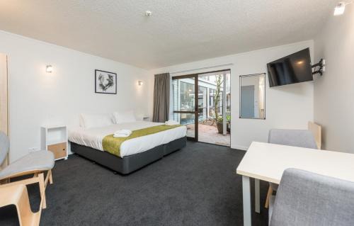 Richmond Hotel | Elegant Queen Street Studios: Guest Rated 9/10, Family-Friendly