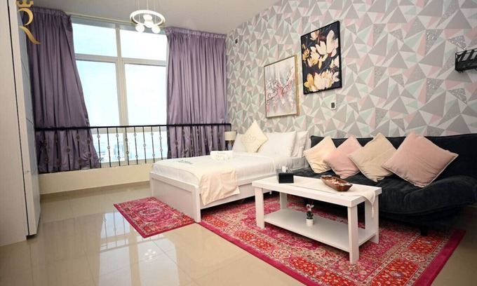 Abu Dhabi Apartment | Queen Studio-City of Lights in Al Reem