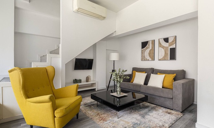 Retiro Apartment | Relaxing BNBHolder Duplex with Free Parking & Spa Access