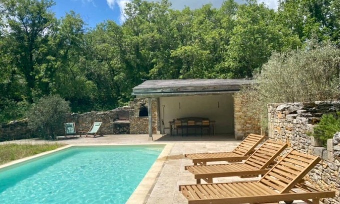 Gindou House | Quercy - Beautiful Character Home with Pool for Families