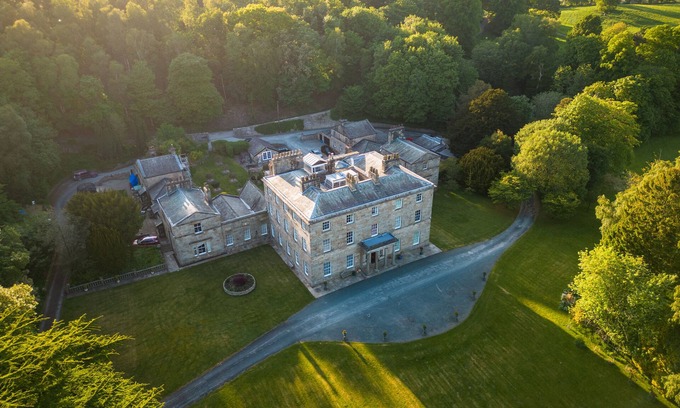 Lancaster House | Quernmore Park Hall - Georgian Elegance in Lune Valley