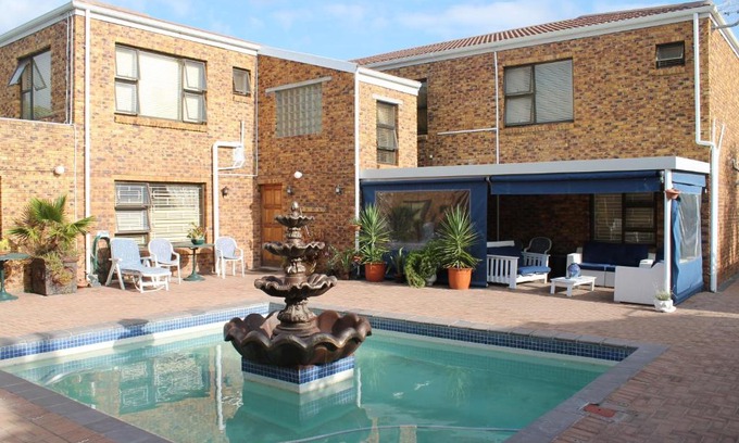 Melkbosstrand Bed & Breakfast | Enjoy Oceanfront Comfort at Quest Bed And Breakfast