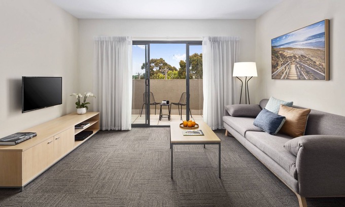 Geelong Hotel | Exciting Quest Geelong: 4-Star Stay with Family-Friendly Amenities
