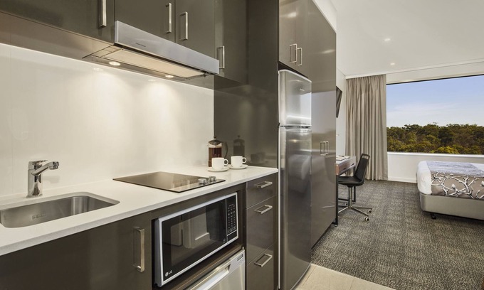 West Perth Apartment | Explore Quest Kings Park: Rated 9.2 with Family-Friendly Amenities