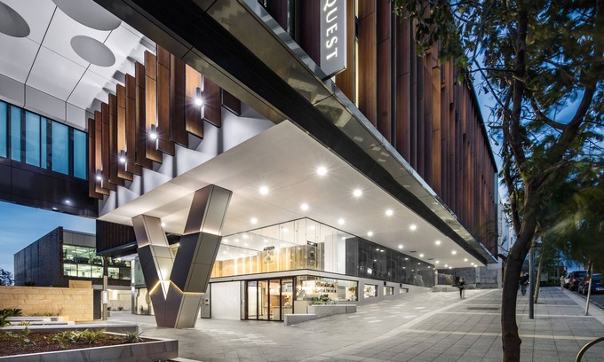 St. Leonards Apartment | Discover Quest St Leonards: 4-Star Oasis with Ocean Views