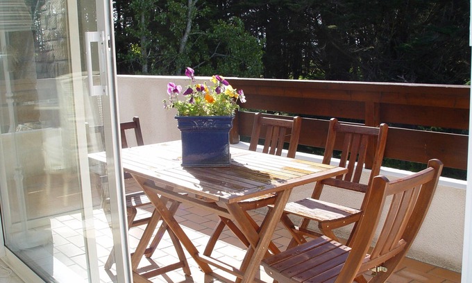 Quiberon Apartment | Quiberon Duplex: A Cozy Retreat Near Beach and Spa