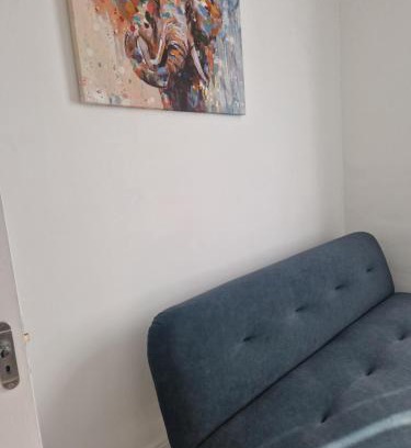 Cork Apartment | Cozy 1-Bed Apartment Ideal for Families in Cork