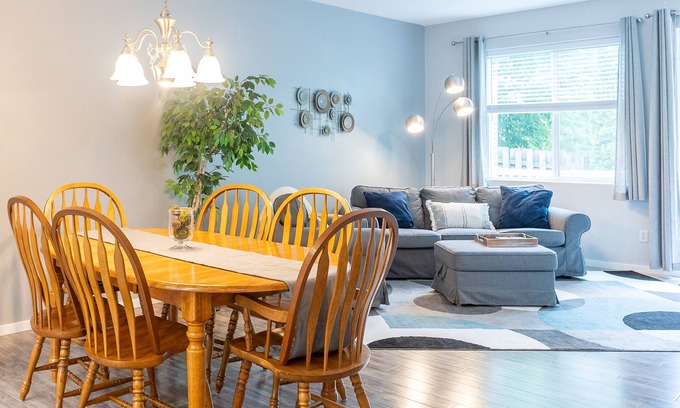 Beaverton House | Relaxing 2BR Retreat | Near Nike & Intel, Rated 10/10