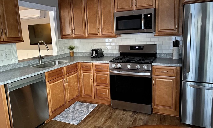 Laurens House | Tranquil 3-Bedroom Retreat on Hobby Horse Farm