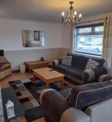 Newton Aycliffe House | Cozy 3-Bedroom Retreat Near A1 - Pet and Child Friendly