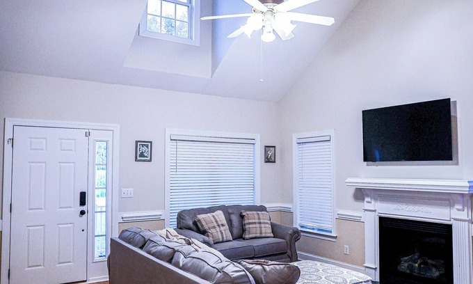 Greenville House | Peaceful 4-Bedroom Retreat Near Greenville with Spa & Hot Tub