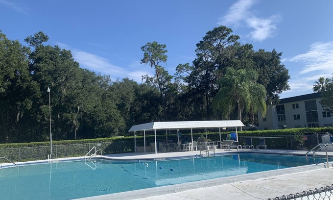 Zephyrhills Condo | Tranquil 55 Plus Condo by the Park with Pool & Spa
