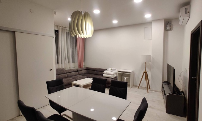 Zagreb Apartment | Tranquil Retreat: Guest Rated 10/10 with Spa & Hot Tub