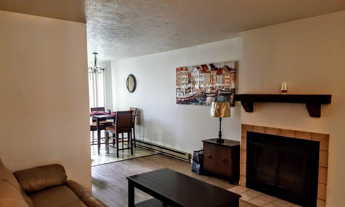 Spokane Valley House | Budget-Friendly Townhouse with Convenience in Spokane Valley