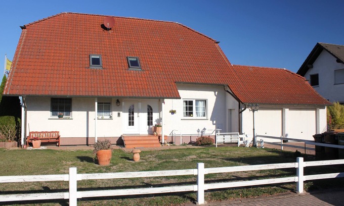 Calden Apartment | Cozy Apartment in Calden: Guest Rated 10/10 with Kitchen