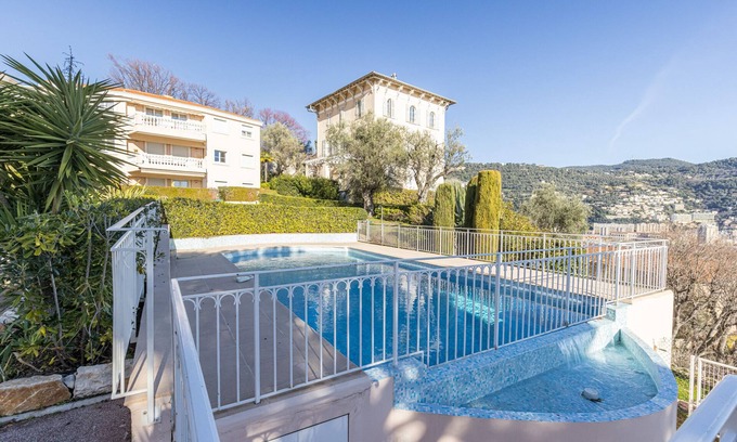 Cimiez Apartment | Serene Retreat: 1 Bdr Pool Oasis with Garage Access