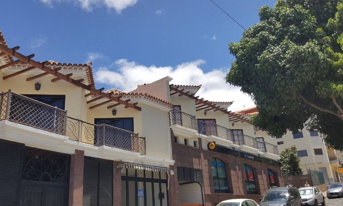 La Calera Apartment | Serene Apartment with Oceanfront Views in Valle Gran Rey