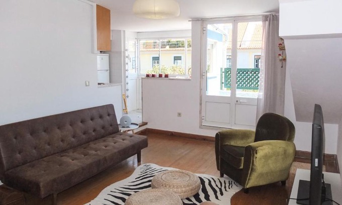 Santo Amaro Apartment | Bright and Cozy Central Lisbon Apartment for Families
