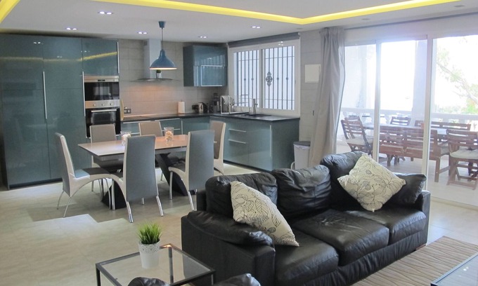 Marbella Apartment | Peaceful Apartment in Private Villa with Pool & Spa, Marbella
