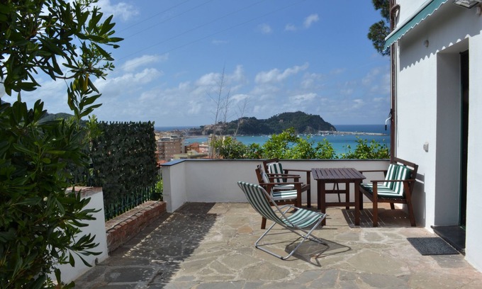 Sestri Levante Apartment | Serene Apartment Near the Sea with Pool and Ocean Views