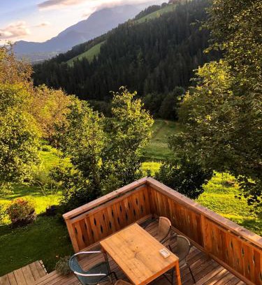 Prevalje Apartment | Cozy Blue in Green Apartment near Single Trail Park Jamnica