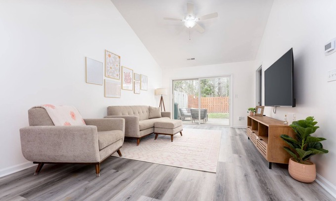Wilmington House | Tranquil Boho Townhouse with Pool, Just 15 Min to Beach