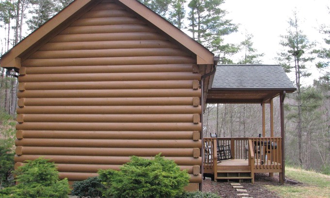 West Jefferson Cabin | Tranquil Cabin Retreat with Ocean View Kitchen Amenities