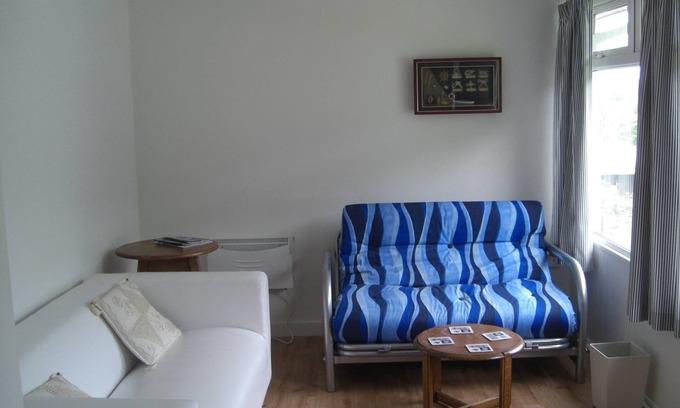 Mumbles Ski Chalet | Tranquil Chalet Steps from the Beach with Ocean Views
