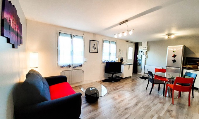 Amboise House | Peaceful Retreat with Spa & Hot Tub - Guest Rated 9.8